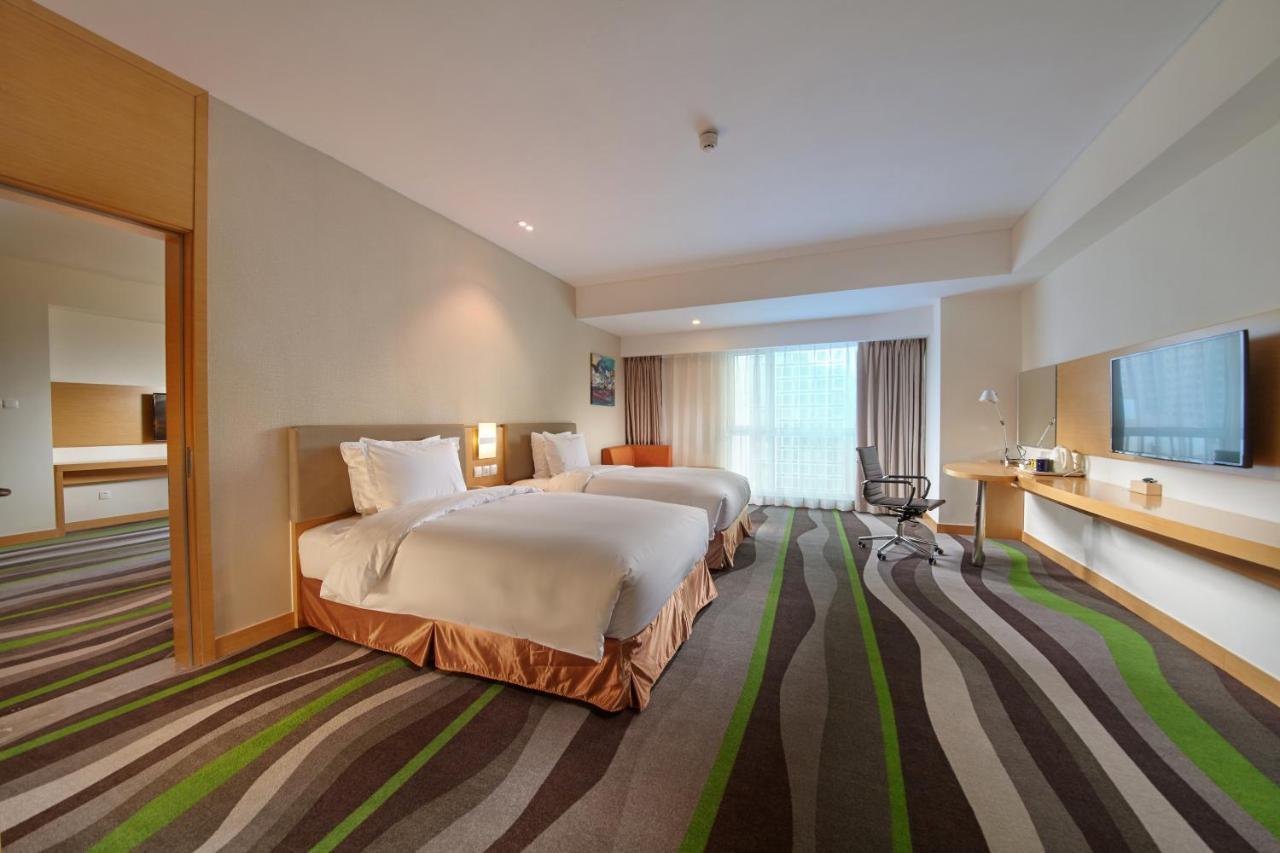 Holiday Inn Express Tangshan Downtown By Ihg Экстерьер фото