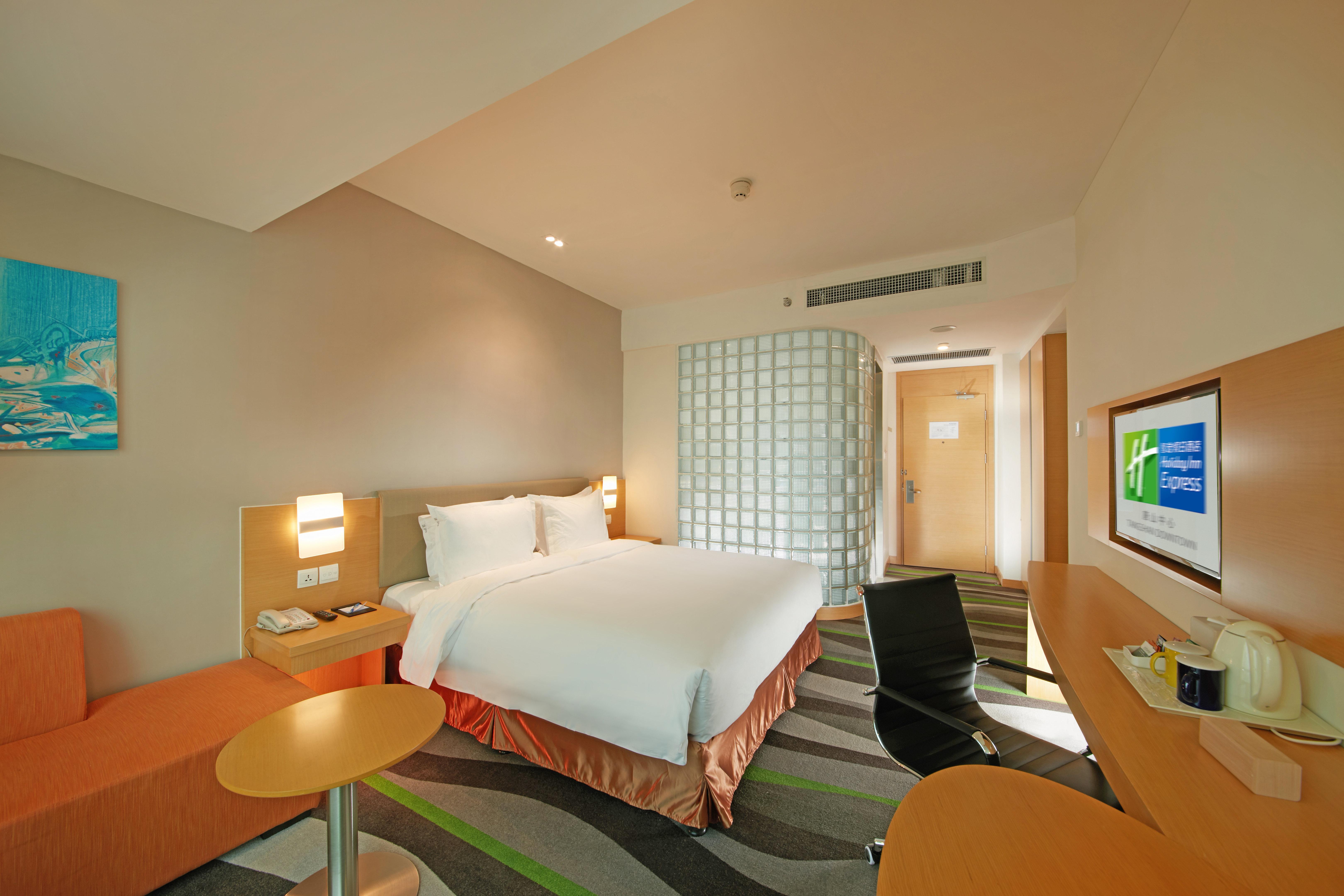 Holiday Inn Express Tangshan Downtown By Ihg Экстерьер фото