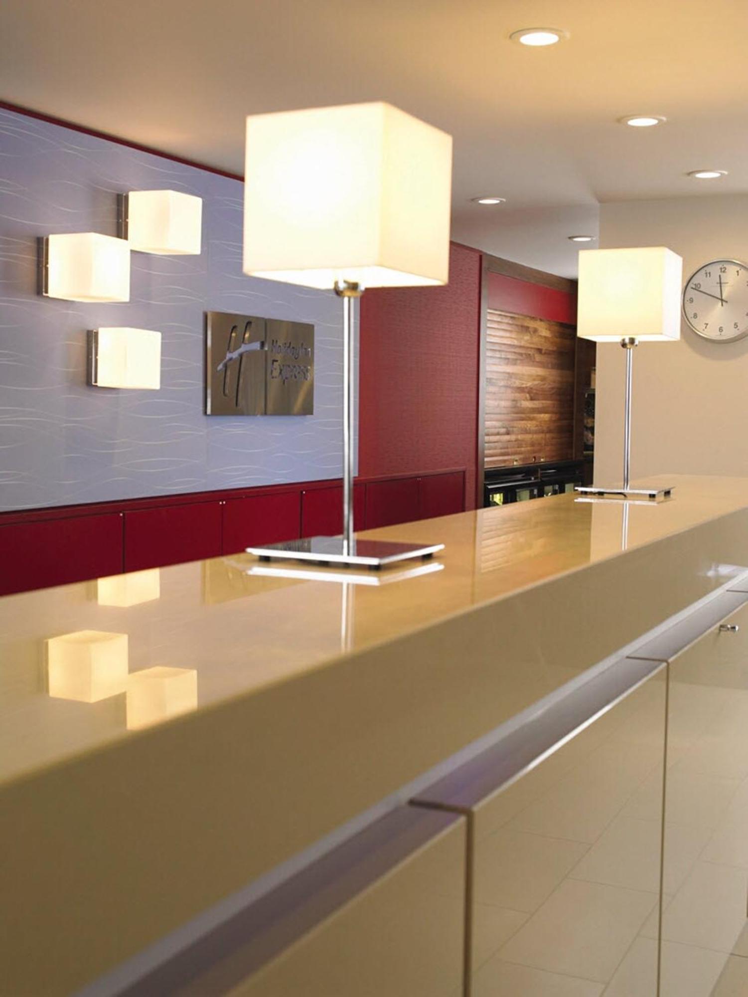 Holiday Inn Express Tangshan Downtown By Ihg Экстерьер фото